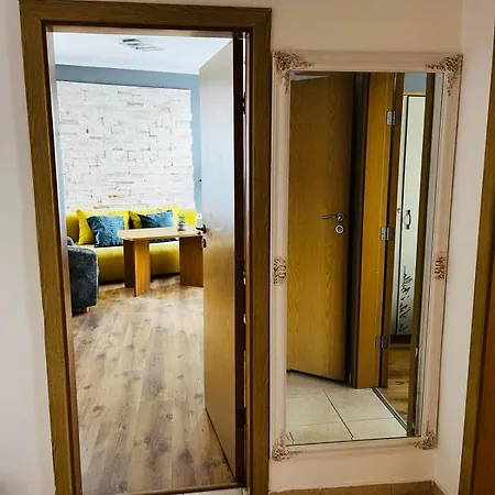 Blue Bay House نيسيبار