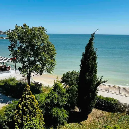 Blue Bay House Несебир