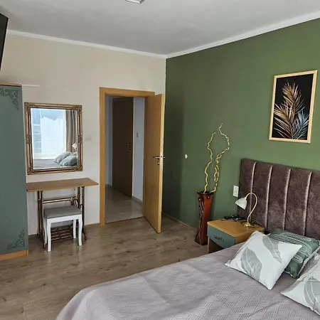 Blue Bay House Gasthof 4*