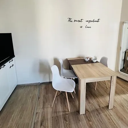 Blue Bay House بيت ضيافة 4*